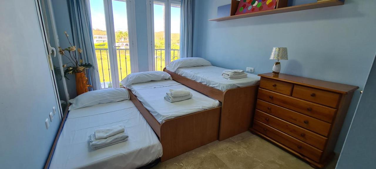 3 Bedrooms With Pool & Parking, Close To Sea And Gibraltar 马尼尔瓦 外观 照片