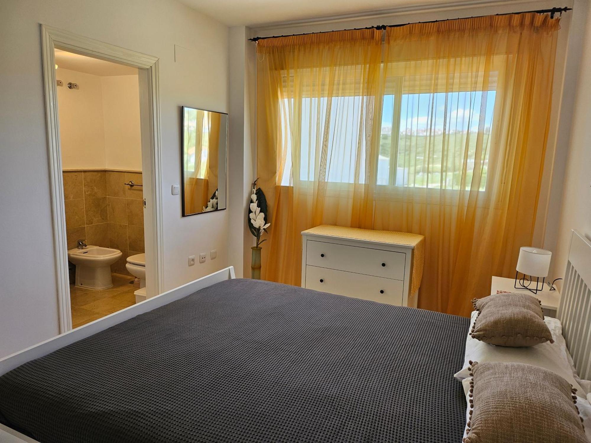 3 Bedrooms With Pool & Parking, Close To Sea And Gibraltar 马尼尔瓦 外观 照片